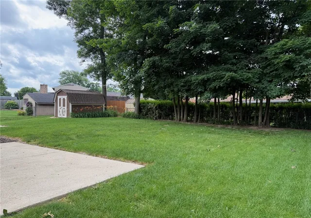 Photo 3 of Sale Pending at 6512 Wildview Dr, Dayton, OH 45424 | MLS# 962496 | Listing updated on 2026-08-17