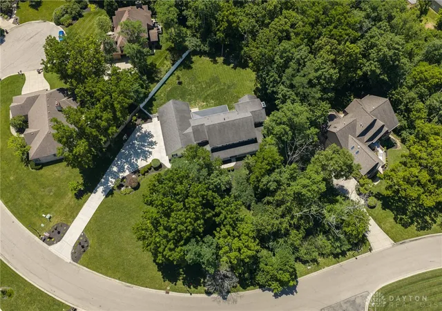 4th image of 105 Heatherwoode Cir, Springboro, OH 45066 | MLS# 962448