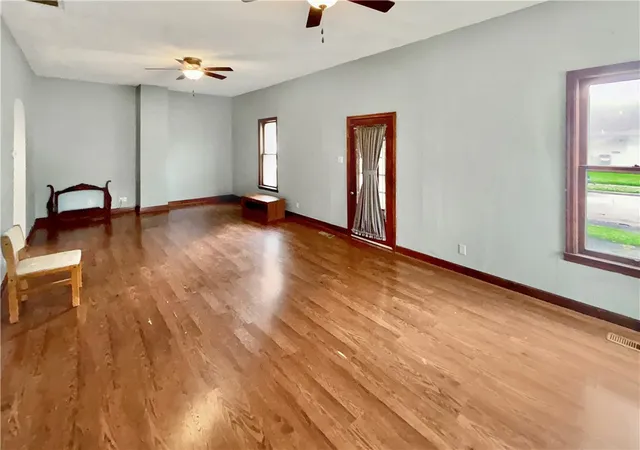 3rd image of 118 E Mechanic St, Eaton, OH 45320 | MLS# 962901