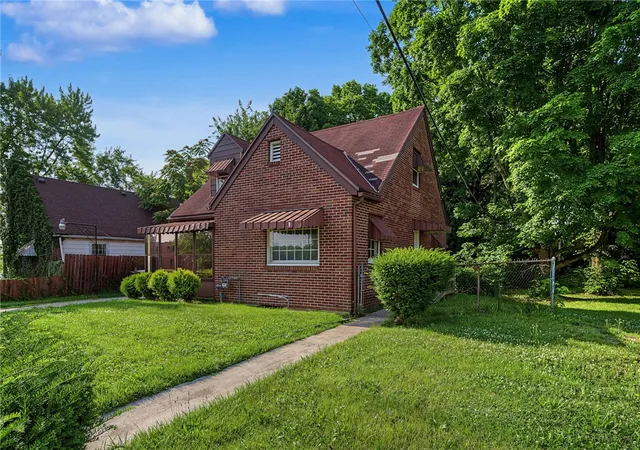 Photo 3 of Sale Pending at 3910 Midway Ave, Dayton, OH 45417 | MLS# 962912 | Listing updated on 2026-08-24