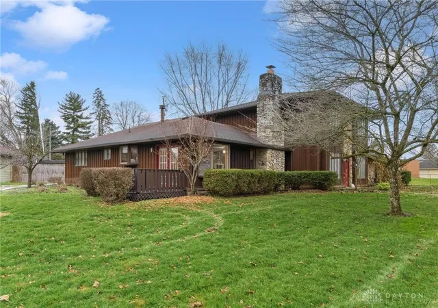 Photo 1 of Single family home for sale at 129 Outerview Dr, Xenia, OH 45385 | MLS# 962999 | Listing updated on 2026-08-21