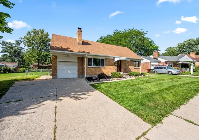 Photo 2 of Sale Pending at 605 Lamont Dr, Dayton, OH 45429 | MLS# 963170 | Listing updated on 2026-08-24