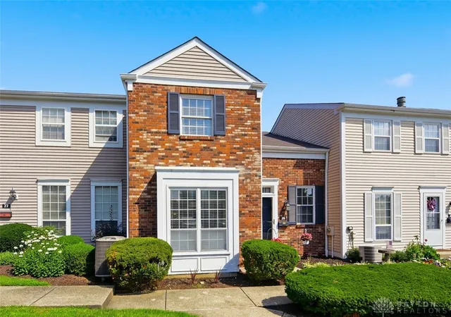 2nd image of 26 Twin Lakes Dr, Fairfield, OH 45014
