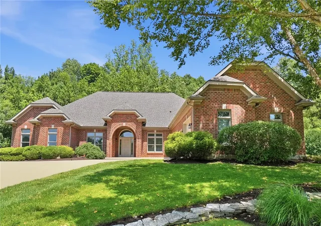 2nd image of 1529 Clear Brook Dr, Dayton, OH 45440 | MLS# 963239