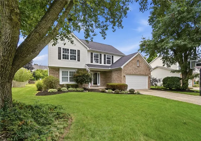2nd image of 25 Huntley Ct, Springboro, OH 45066 | MLS# 963739