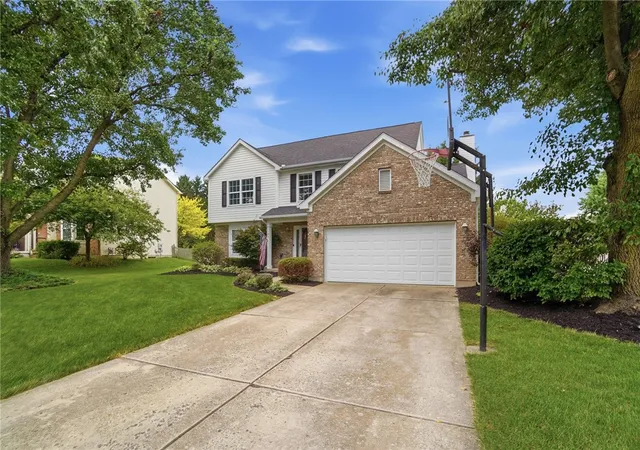 3rd image of 25 Huntley Ct, Springboro, OH 45066 | MLS# 963739
