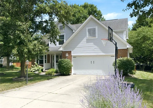 Photo 2 of Single family home for sale at 1300 Whitetail Dr, Fairborn, OH 45324 | MLS# 963770 | Listing updated on 2026-08-17