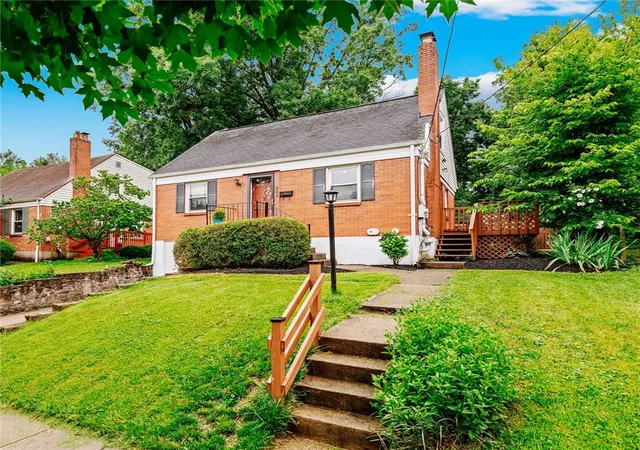 Photo 1 of Single family home for sale at 345 Durrell Ave, Cincinnati, OH 45215 | MLS# 963567 | Listing updated on 2026-08-20