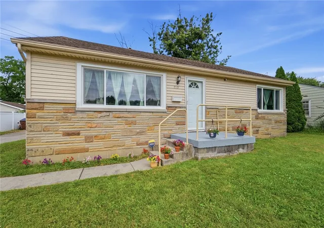 3rd image of 719 Lawnview Ave, Springfield, OH 45505 | MLS# 963846