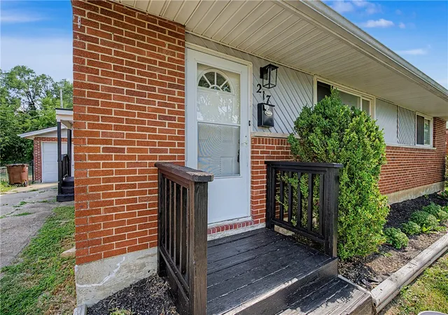 Photo 3 of Sale Pending at 217 Whispering Dr, Dayton, OH 45426 | MLS# 963891 | Listing updated on 2026-08-24