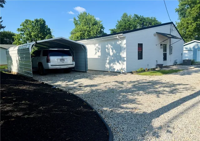 5th image of 40 E 2Nd Street, West Alexandria, OH 45381 | MLS# 963986