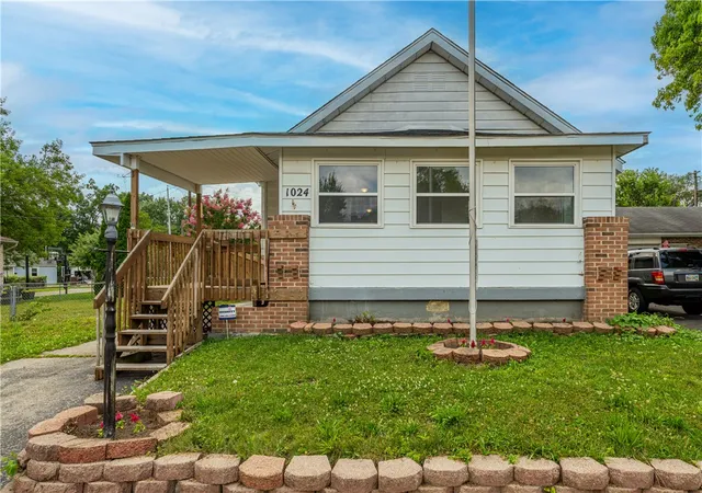 1st image of 1024 Ansel Dr, Dayton, OH 45419 | MLS# 964015