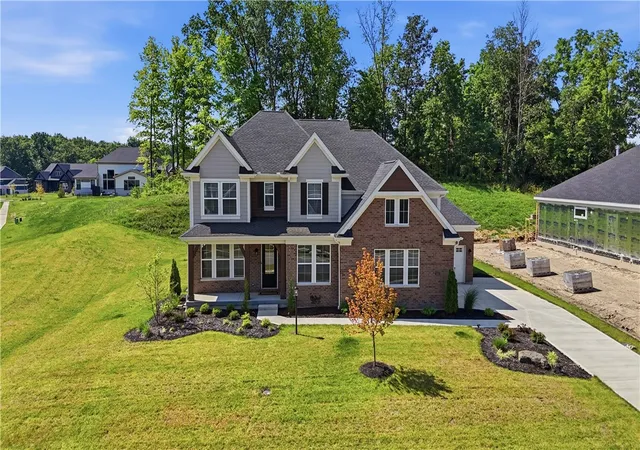 Photo 2 of Single family home for sale at 2425 Bent Grass Dr, Dayton, OH 45431 | MLS# 964143 | Listing updated on 2026-08-23