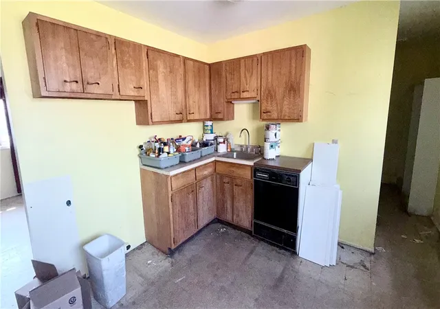 Photo 4 of Sale Pending at 512 Harney St, Piqua, OH 45356 | MLS# 964247 | Listing updated on 2026-08-10