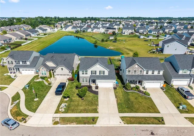 2nd image of 6300 Willow Oak Dr, Tipp City, OH 45371 | MLS# 964280