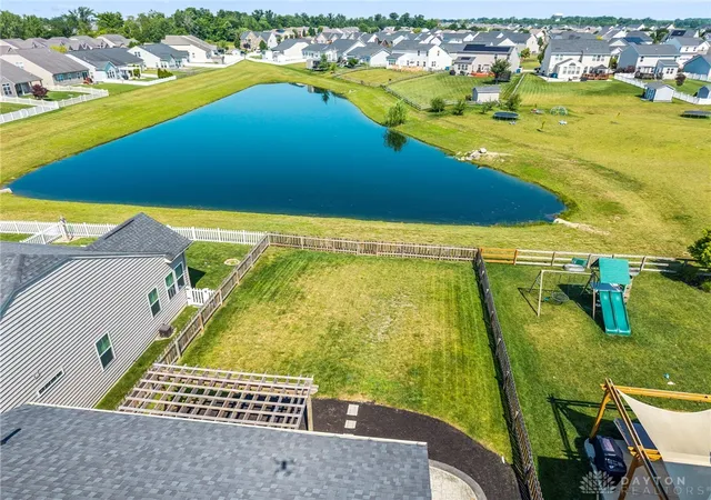 3rd image of 6300 Willow Oak Dr, Tipp City, OH 45371 | MLS# 964280