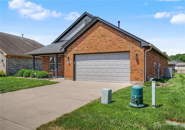 Photo 2 of Sale Pending at 2172 Schwinn, Xenia, OH 45385 | MLS# 964109 | Listing updated on 2026-08-10