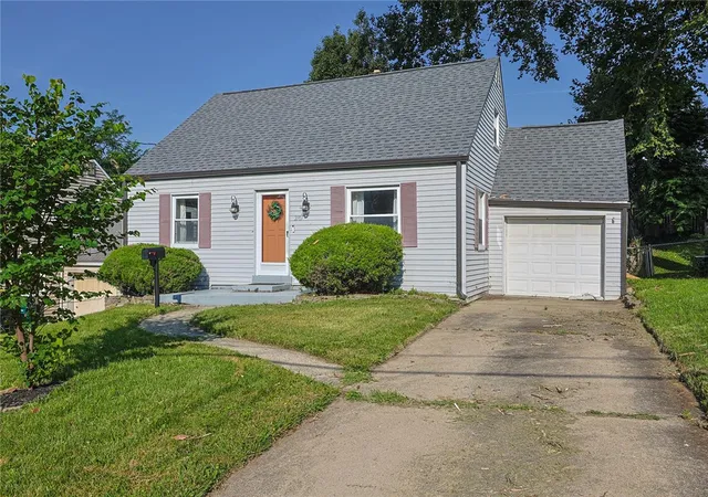 Photo 2 of Sale Pending at 2707 Redfield Pl, Cincinnati, OH 45230 | MLS# 964347 | Listing updated on 2026-08-20