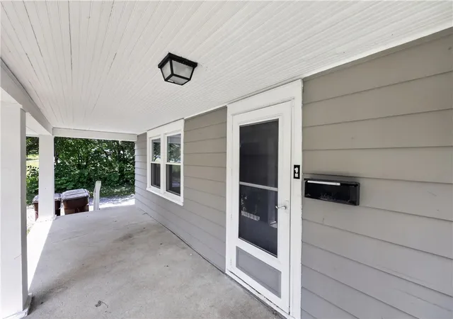 Photo 3 of Single family home for sale at 125 Rosewood Dr, Dayton, OH 45415 | MLS# 964088 | Listing updated on 2026-08-20