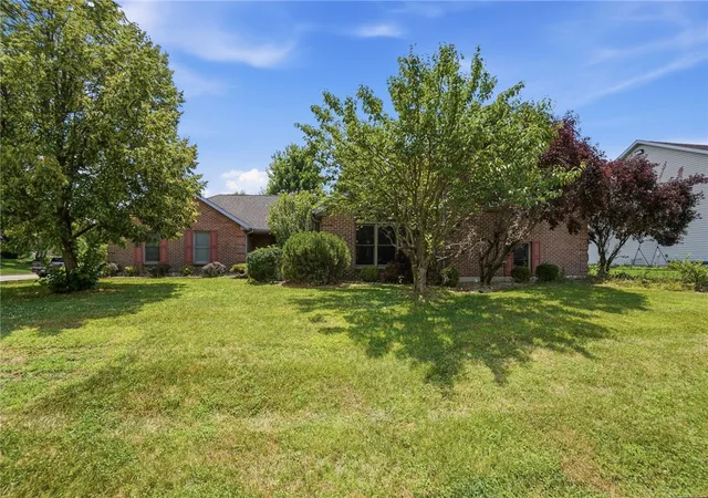 Photo 1 of Sale Pending at 806 Claymore Ct, Tipp City, OH 45371 | MLS# 964317 | Listing updated on 2026-08-18