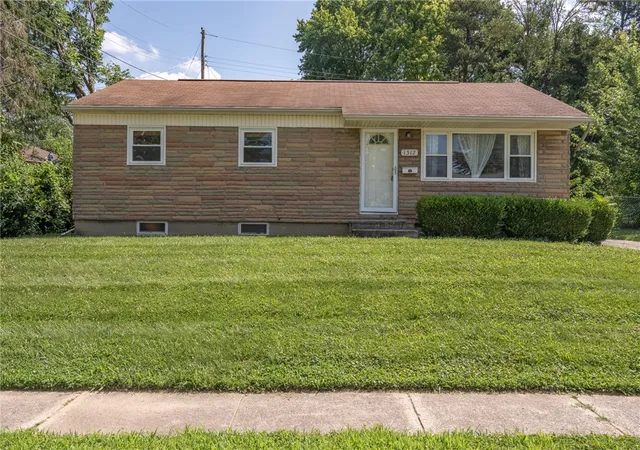 Photo 2 of Sale Pending at 1312 Hemlock Dr, Fairborn, OH 45324 | MLS# 964434 | Listing updated on 2026-08-06