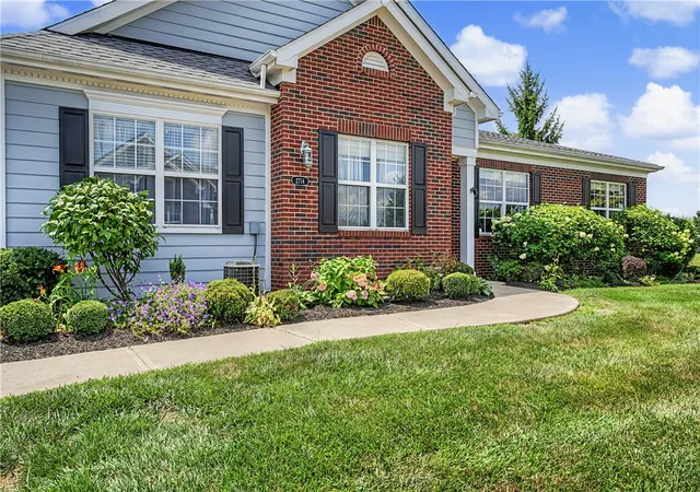 Photo 4 of Condo for sale at 2714 Cedarbrook Way, Beavercreek, OH 45431 | MLS# 964451 | Listing updated on 2026-08-21