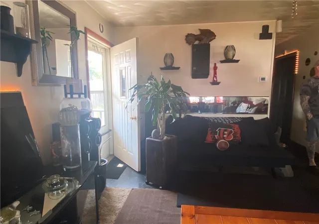 Photo 3 of Single family home for sale at 321 Garnsey St, Piqua, OH 45356 | MLS# 964521 | Listing updated on 2026-08-24