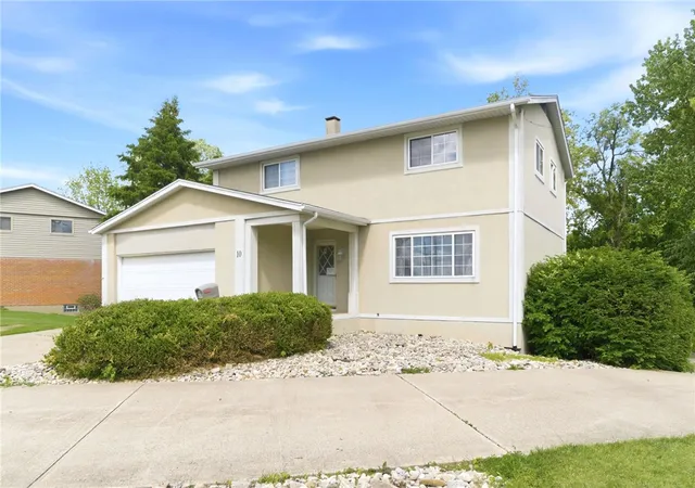 2nd image of 10 Fairway Dr, Springboro, OH 45066 | MLS# 964570