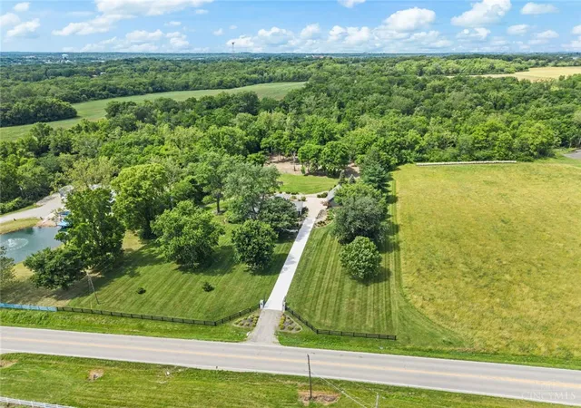 2nd image of 5596 Greentree Rd, Lebanon, OH 45036 | MLS# 964719