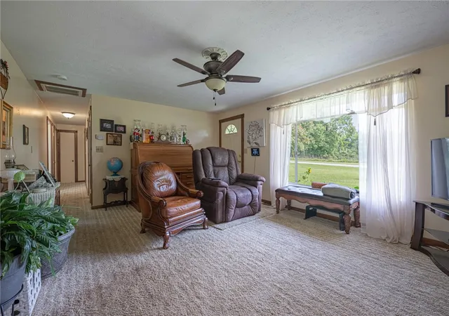 Photo 5 of Single family home for sale at 3276 Cemetery Rd, Xenia, OH 45385 | MLS# 963527 | Listing updated on 2026-08-25