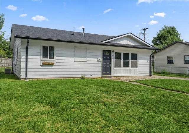 Photo 3 of Single family home for sale at 187 Poe Ln, Xenia, OH 45385 | MLS# 964775 | Listing updated on 2026-08-25