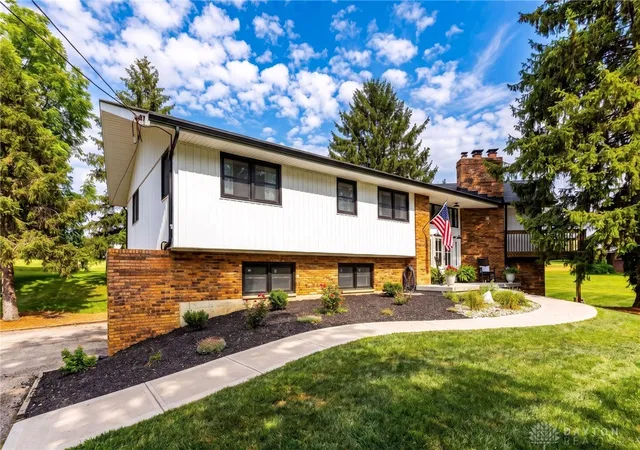 2nd image of 1394 Kirby Rd, Lebanon, OH 45036 | MLS# 964667