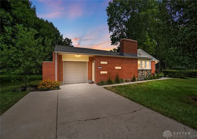 Photo 2 of Sale Pending at 1133 Regal Hl Ct, Beavercreek, OH 45430 | MLS# 964669 | Listing updated on 2026-08-12
