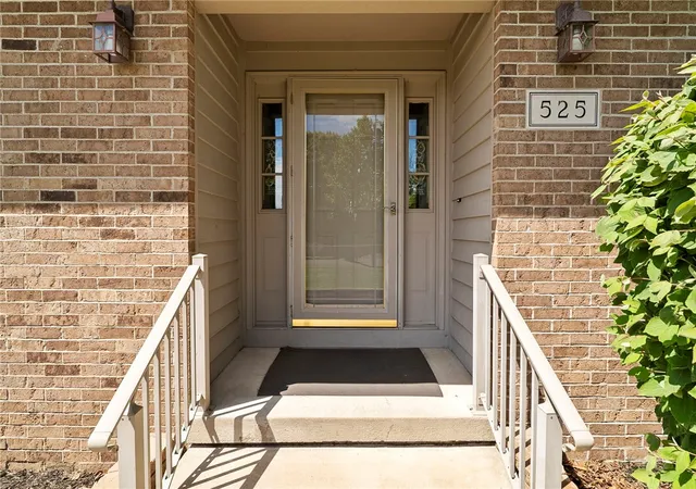 Photo 3 of Single family home for sale at 525 Burdick Dr, Washington Court House, OH 43160 | MLS# 964944 | Listing updated on 2026-08-25
