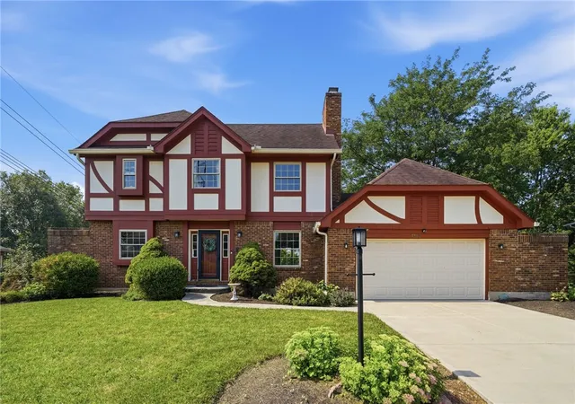 1st image of 1802 Lord Fitzwalter Dr, Miamisburg, OH 45342 | MLS# 964899