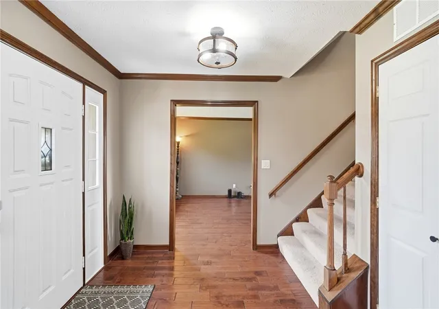 2nd image of 1802 Lord Fitzwalter Dr, Miamisburg, OH 45342 | MLS# 964899