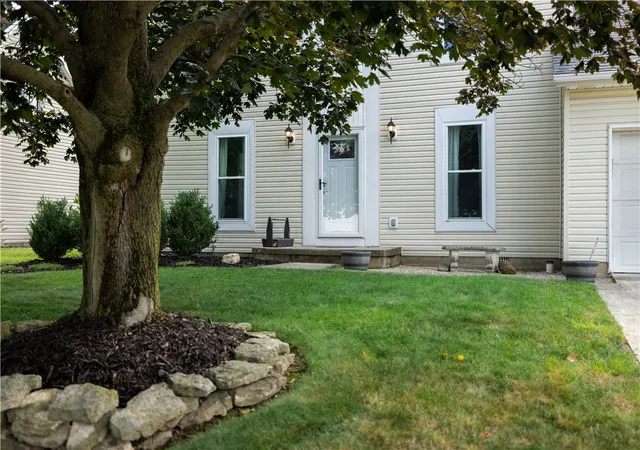 Photo 2 of Single family home for sale at 2748 Conestoga St, Springfield, OH 45503 | MLS# 964022 | Listing updated on 2026-08-10