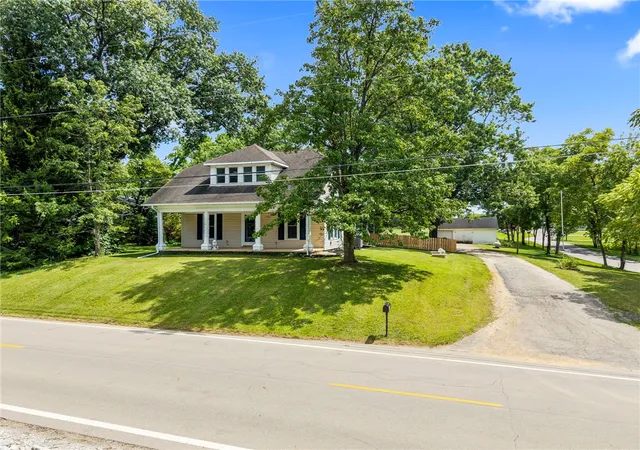 2nd image of 1180 E Shoop Rd, Tipp City, OH 45371 | MLS# 965017