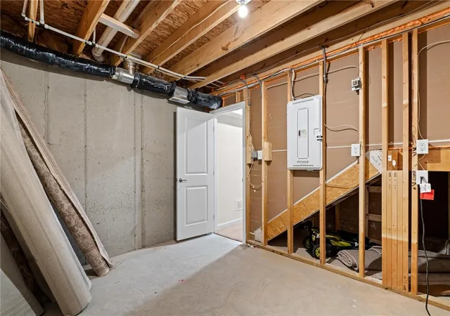Photo 39 of Single family home for sale at 169 Cresting Rd, Fairborn, OH 45324 | MLS# 965054 | Listing updated on 2026-08-21