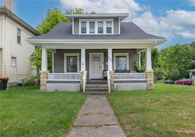 1st image of 555 E Madison Ave, Springfield, OH 45503 | MLS# 964154