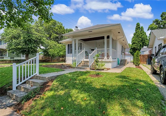 2nd image of 301 Monteray Ave, Oakwood, OH 45419 | MLS# 965199