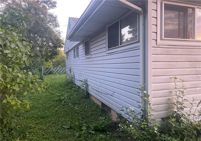 Photo 2 of Single family home for sale at 432 Van Tress Dr, Fairborn, OH 45324 | MLS# 964422 | Listing updated on 2026-08-24