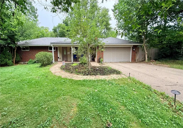 Photo 2 of Single family home for sale at 4210 White Oak Dr, Dayton, OH 45432 | MLS# 965293 | Listing updated on 2026-08-26