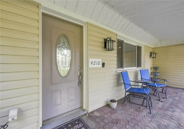 Photo 5 of Single family home for sale at 4210 White Oak Dr, Dayton, OH 45432 | MLS# 965293 | Listing updated on 2026-08-26