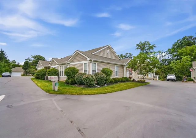 1st image of 453 Bending Branch Ln, Miamisburg, OH 45342 | MLS# 965075