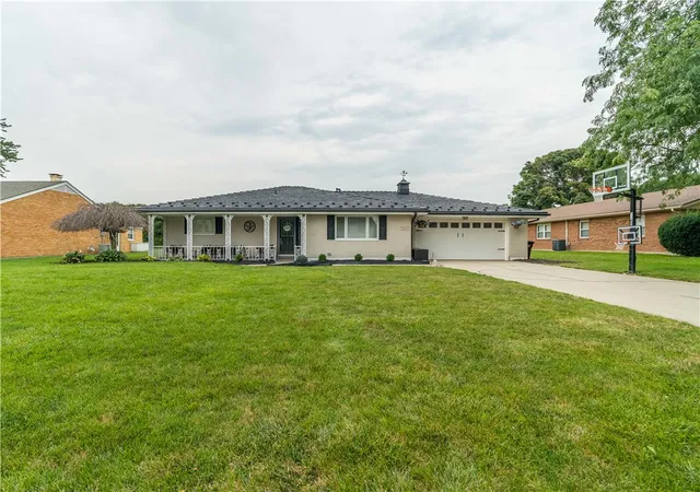 Photo 2 of Sale Pending at 504 N Parkway Dr, Piqua, OH 45356 | MLS# 965215 | Listing updated on 2026-08-10