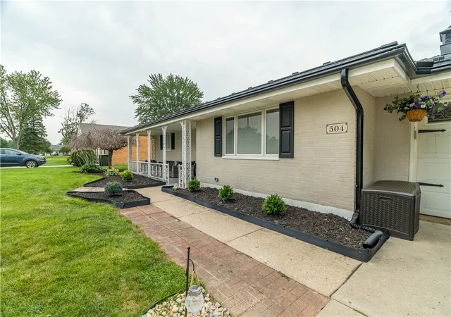 Photo 3 of Sale Pending at 504 N Parkway Dr, Piqua, OH 45356 | MLS# 965215 | Listing updated on 2026-08-10