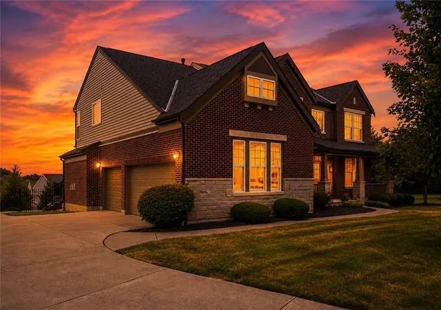 3rd image of 5281 Elmwood Ln, Middletown, OH 45044 | MLS# 965281