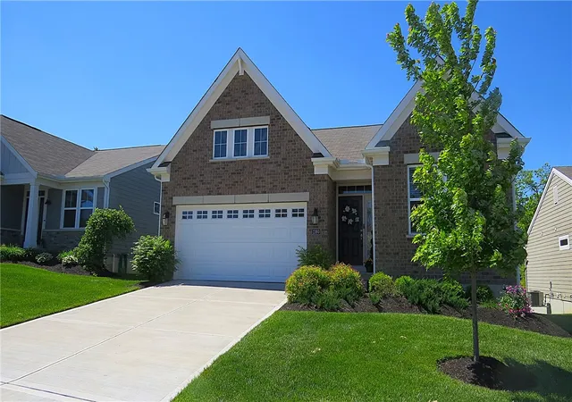 1st image of 2160 Prestwick Bnd, Miamisburg, OH 45342 | MLS# 965391