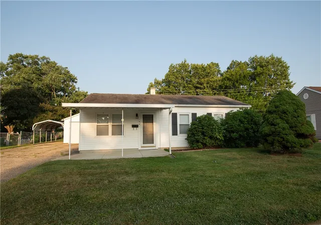 Photo 2 of Sale Pending at 1991 Drake Dr, Xenia, OH 45385 | MLS# 965459 | Listing updated on 2026-08-11